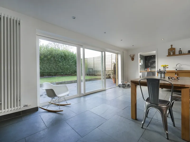 Sliding Windows — Gallery Crystal Palace